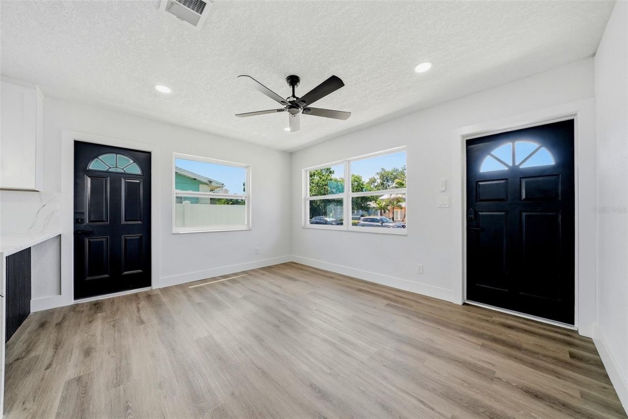 5530 2 Avenue N, Saint Petersburg, FL 33710 Photo