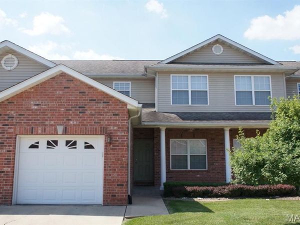 706 TITAN Drive, O'Fallon, IL 62269