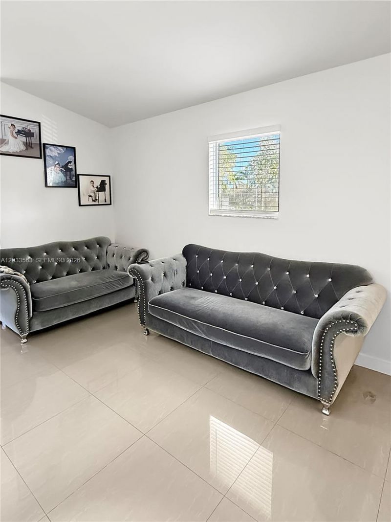945 NE 34th Ave , Unit 204, Homestead, FL 33033 Photo