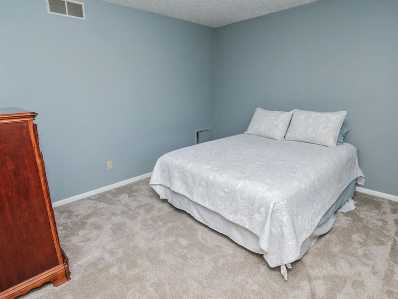 1967 Noble Run Way, Unit 8, Columbus, OH 43229 Photo 35