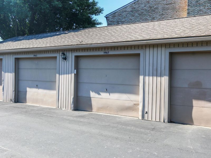 1967 Noble Run Way, Unit 8, Columbus, OH 43229 Photo 5