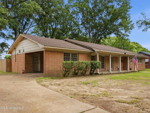 204 Porter Street, Senatobia, MS 38668