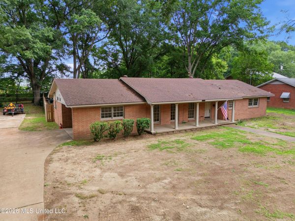 204 Porter Street, Senatobia, MS 38668