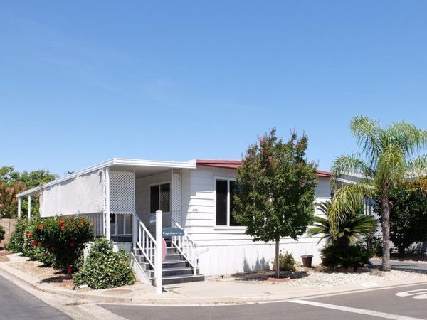 2621 Prescott Rd #229, Modesto, CA 95350