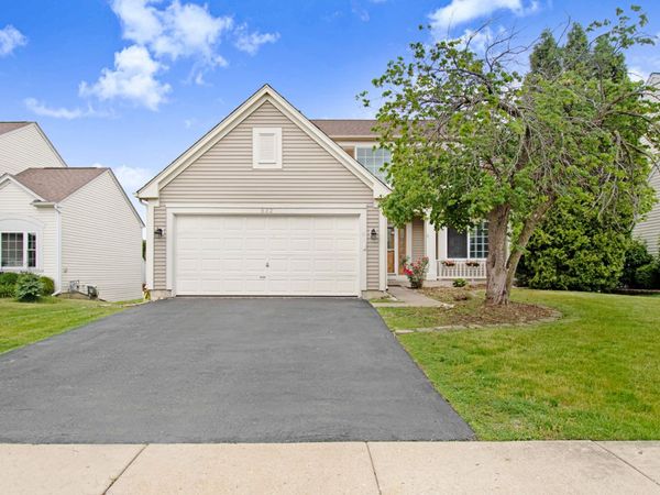 532 Rose Lane , Bartlett, IL 60103