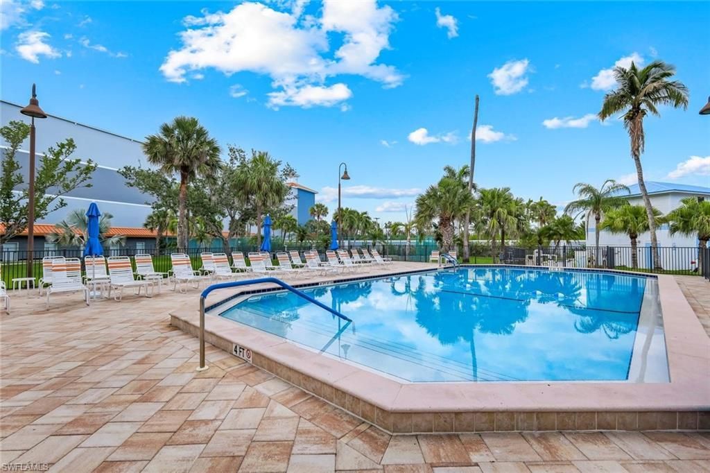 15021 Punta Rassa Rd , Unit 402, Fort Myers, FL 33908 Photo