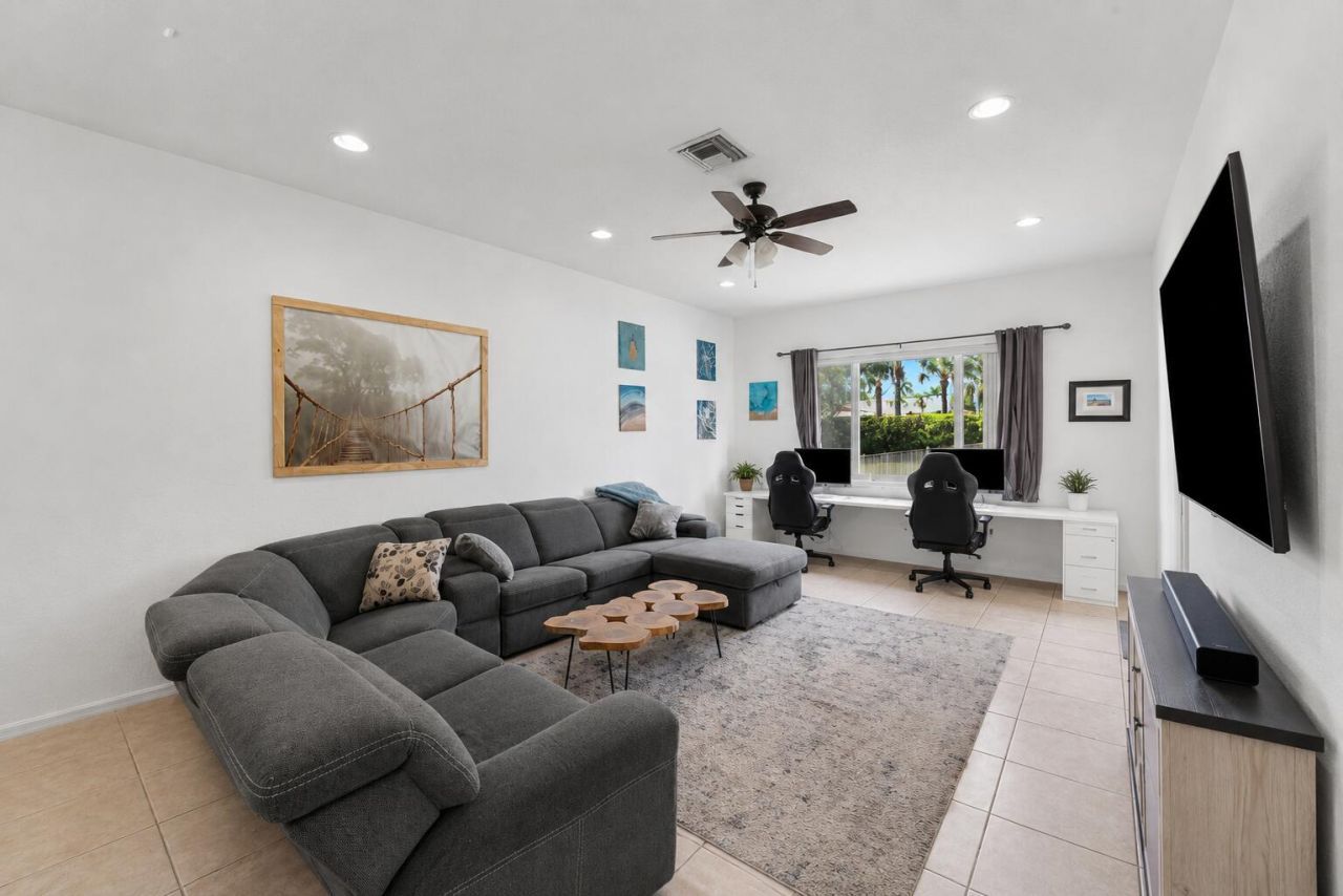 140 Bellezza Terrace, Royal Palm Beach, FL 33411 Photo