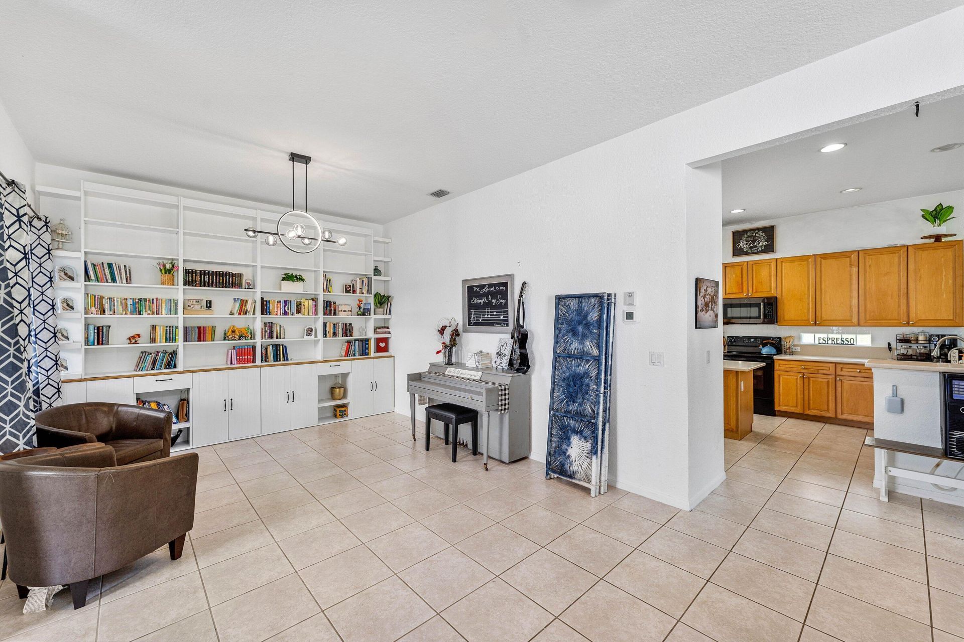 140 Bellezza Terrace, Royal Palm Beach, FL 33411 Photo