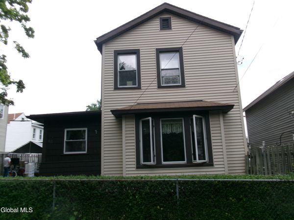 63 Dale Street, Rensselaer, NY 12144