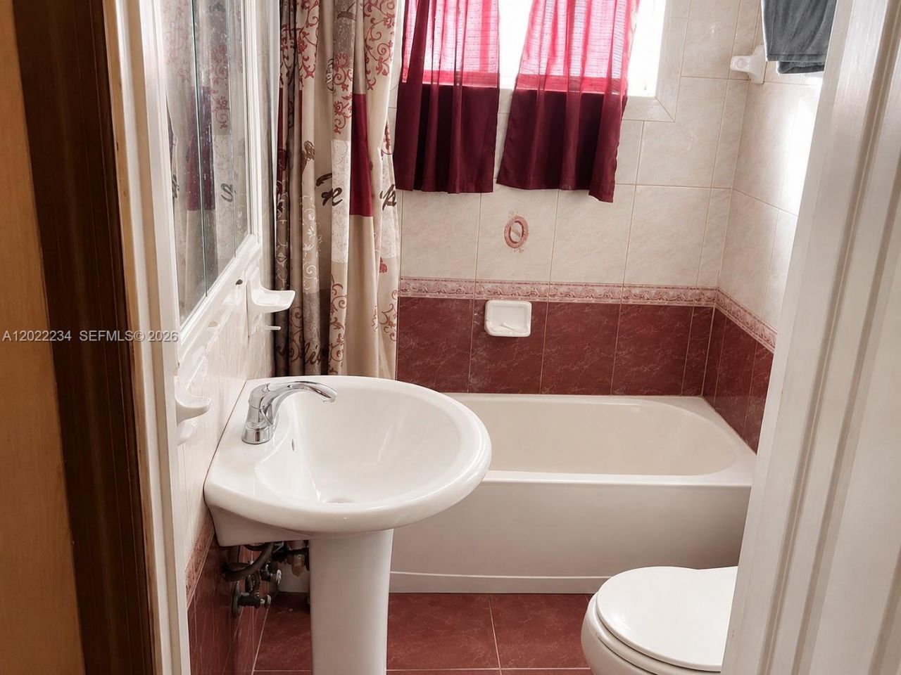 716 NW 4th St, Hallandale Beach, FL 33009 Photo