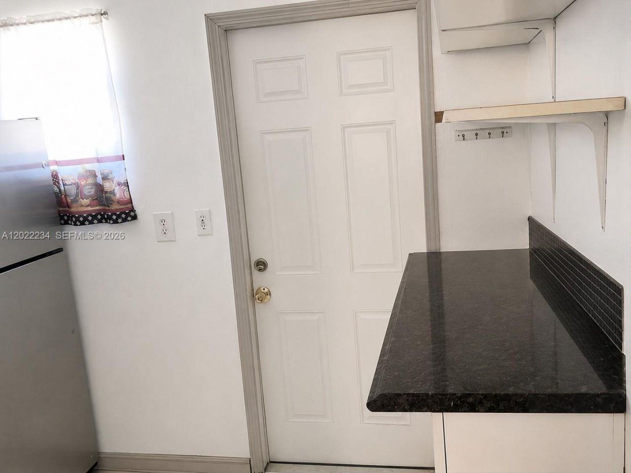716 NW 4th St, Hallandale Beach, FL 33009 Photo