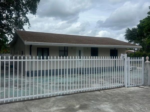 2467 NW 103rd St , Unit 1, Miami, FL 33147