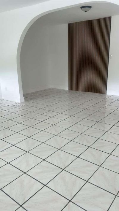 2467 NW 103rd St , Unit 1, Miami, FL 33147 Photo
