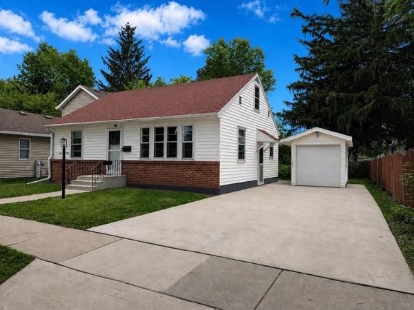 243 1st Street, Prairie Du Sac, WI 53578