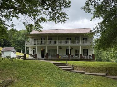 3808 Little Indian Creek Road, Woodbine, KY 40771