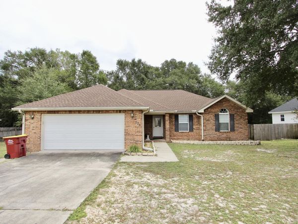 220 Tiffot Court, Crestview, FL 32539