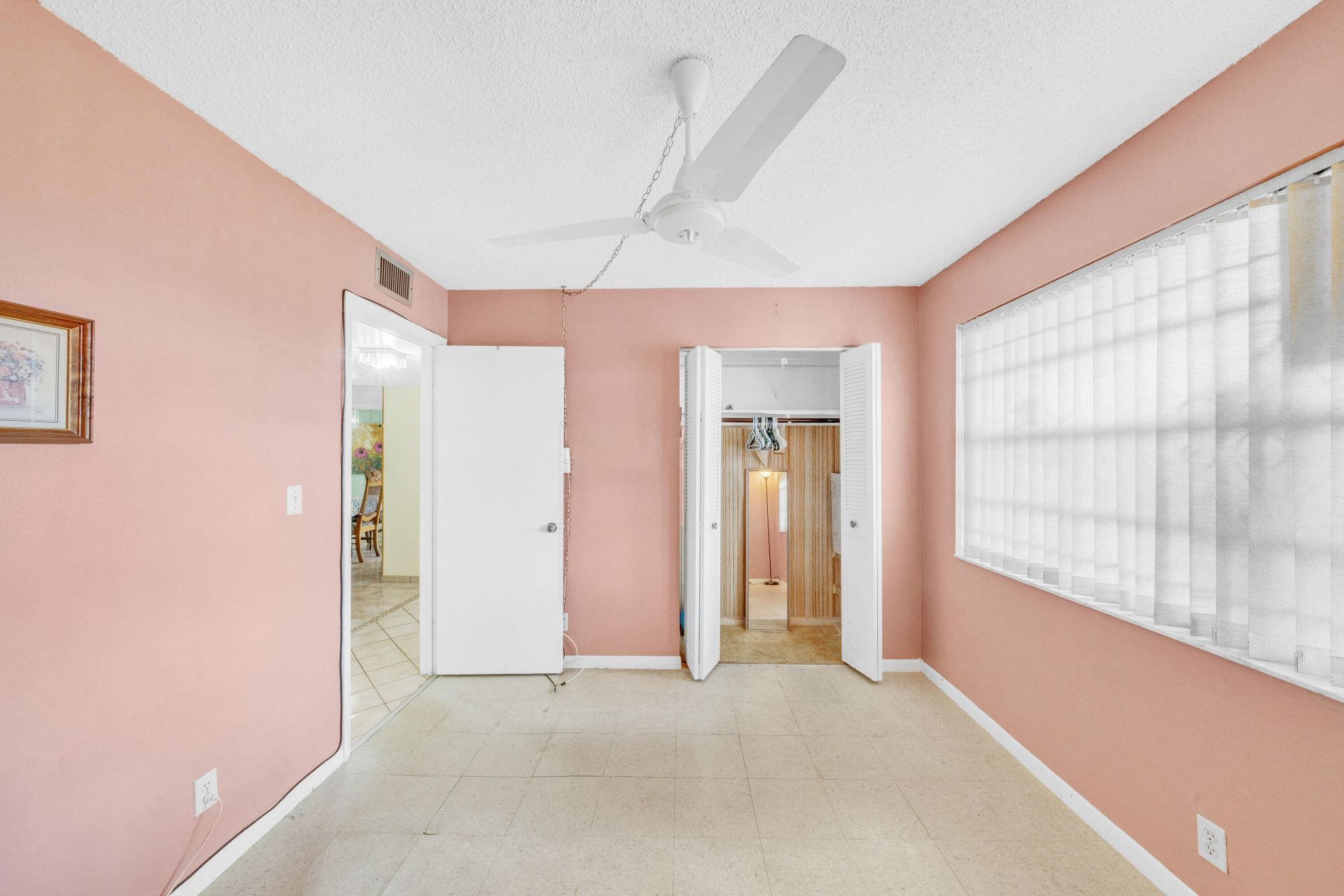 3070 NW 48th Terrace, Unit 405, Lauderdale Lakes, FL 33313 Photo