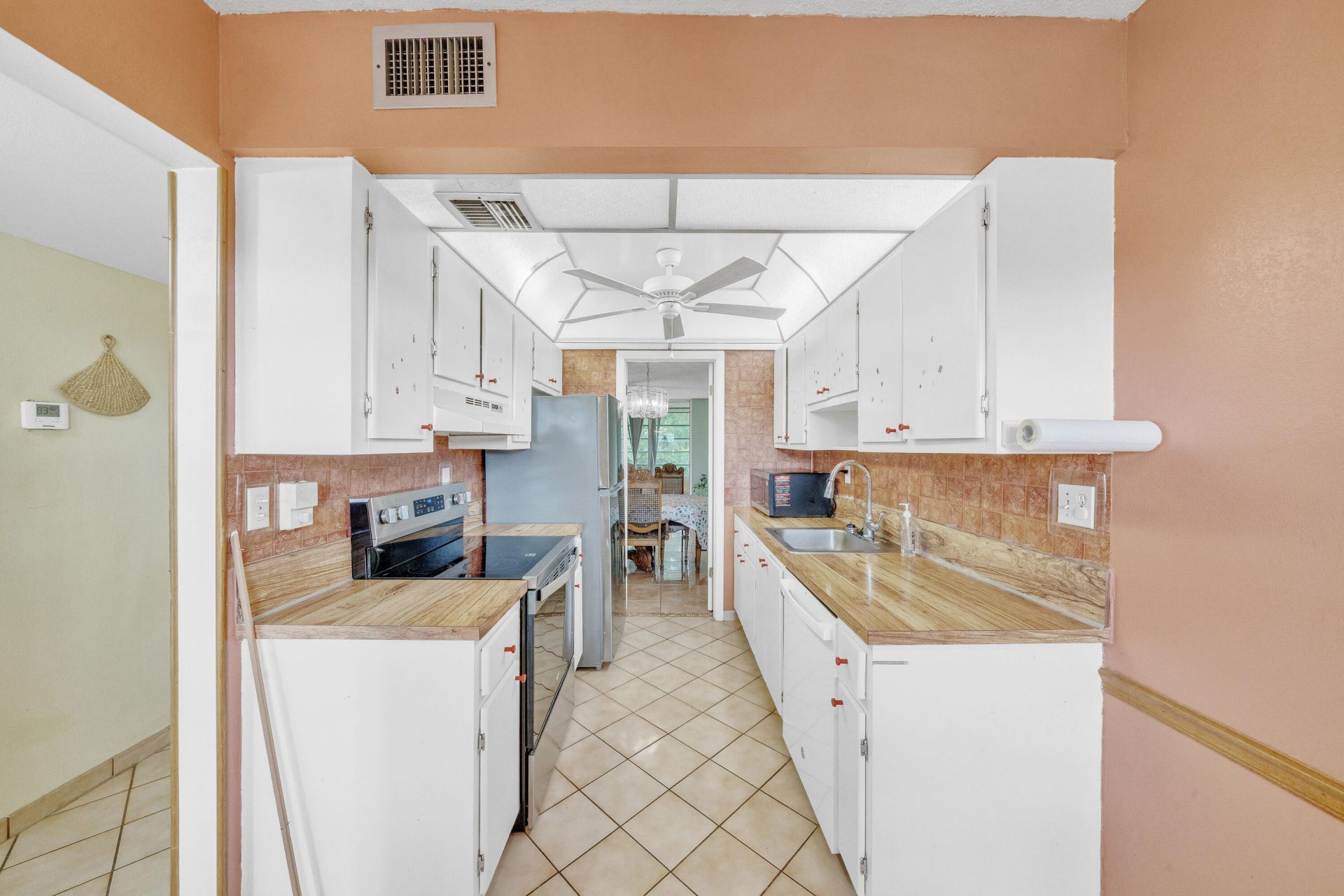 3070 NW 48th Terrace, Unit 405, Lauderdale Lakes, FL 33313 Photo