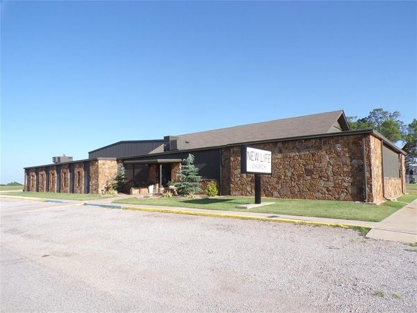 506 E 6th Street, Hydro, OK 73048
