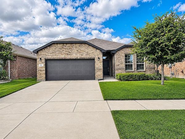 816 Wilmott Terrace , Fort Worth, TX 76247