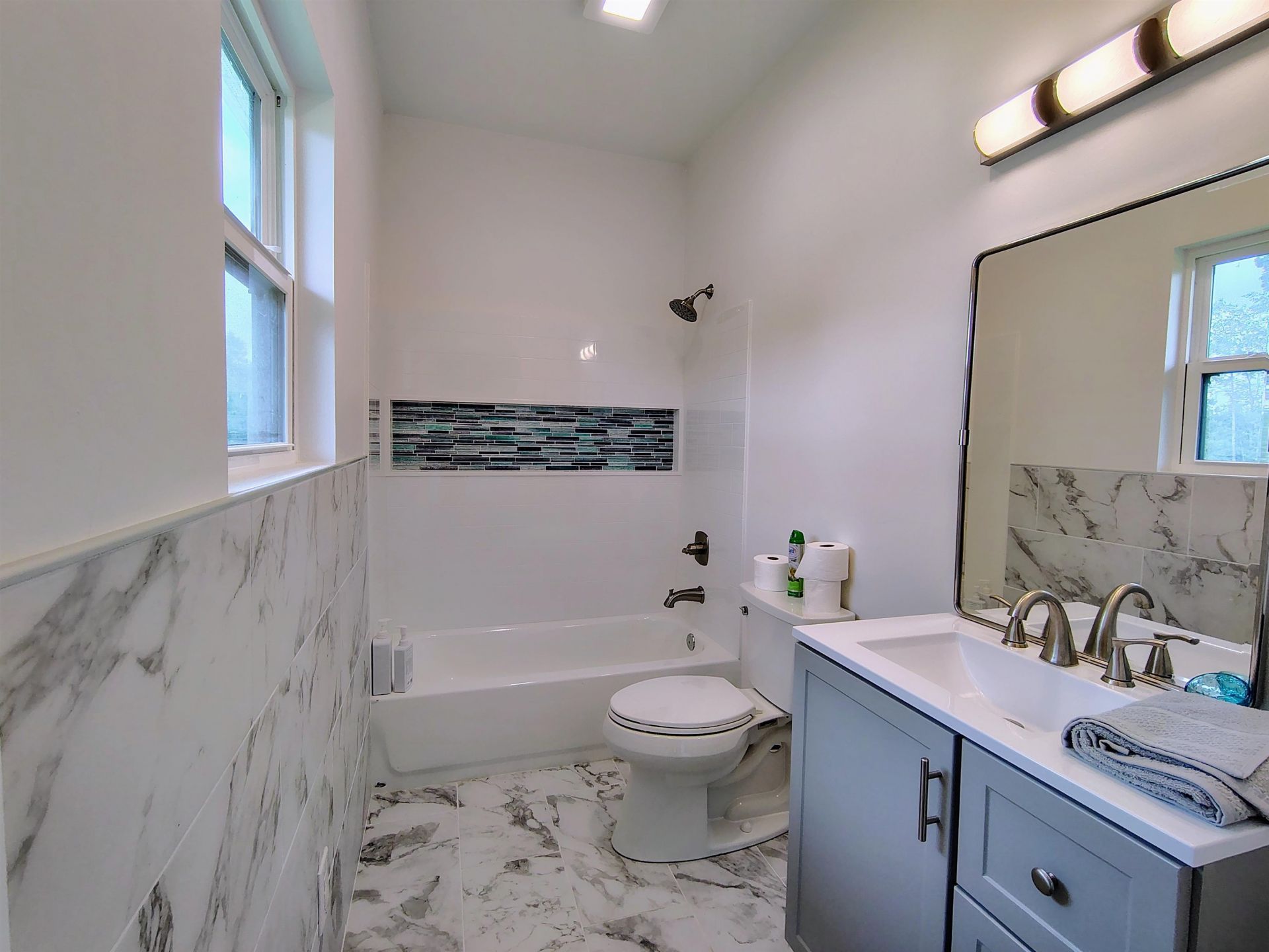 735 Hemingway Rd. Photo 8