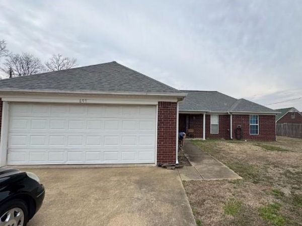 697 WYLIE DR, Brighton, TN 38011