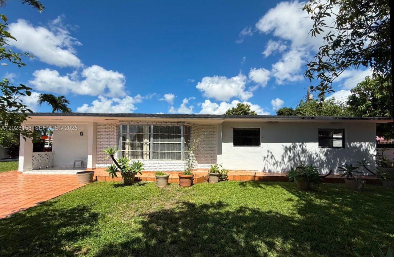 790 W 73rd Pl, Hialeah, FL 33014 Photo