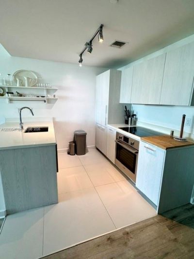 501 NE 31st St , Unit 802, Miami, FL 33137 Photo