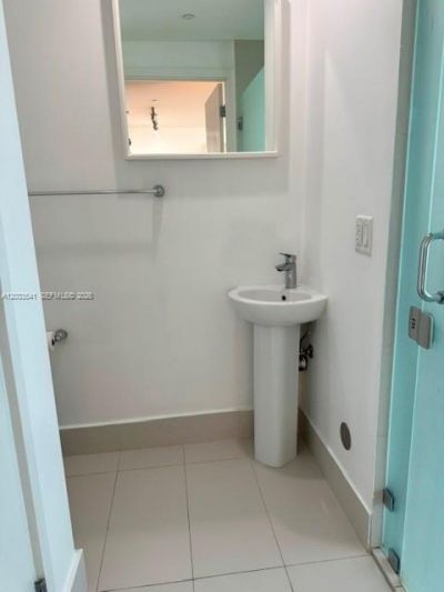501 NE 31st St , Unit 802, Miami, FL 33137 Photo