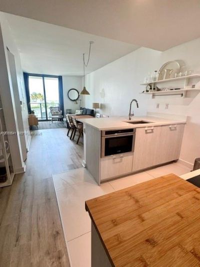 501 NE 31st St , Unit 802, Miami, FL 33137 Photo
