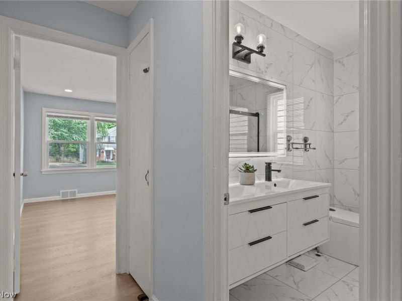 24006 E Silsby Road, Beachwood, OH 44122 Photo 19
