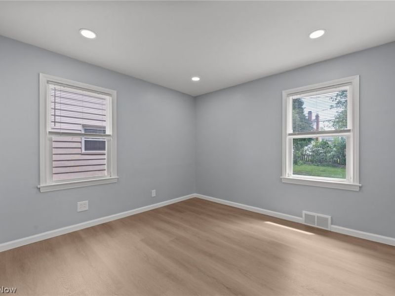 24006 E Silsby Road, Beachwood, OH 44122 Photo 24