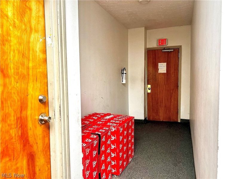 15557 Lake Shore Boulevard, Cleveland, OH 44110 Photo 8