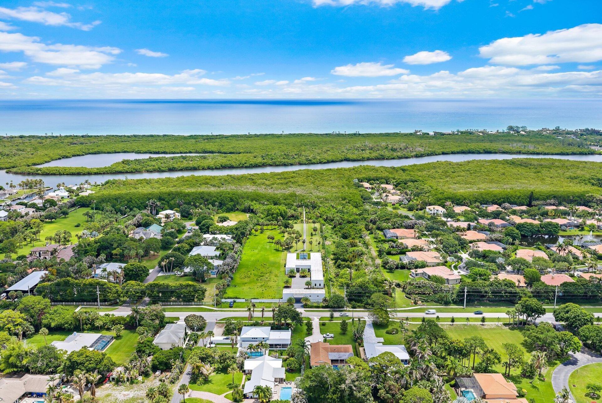 9741 SE Gomez Avenue, Hobe Sound, FL 33455 Photo