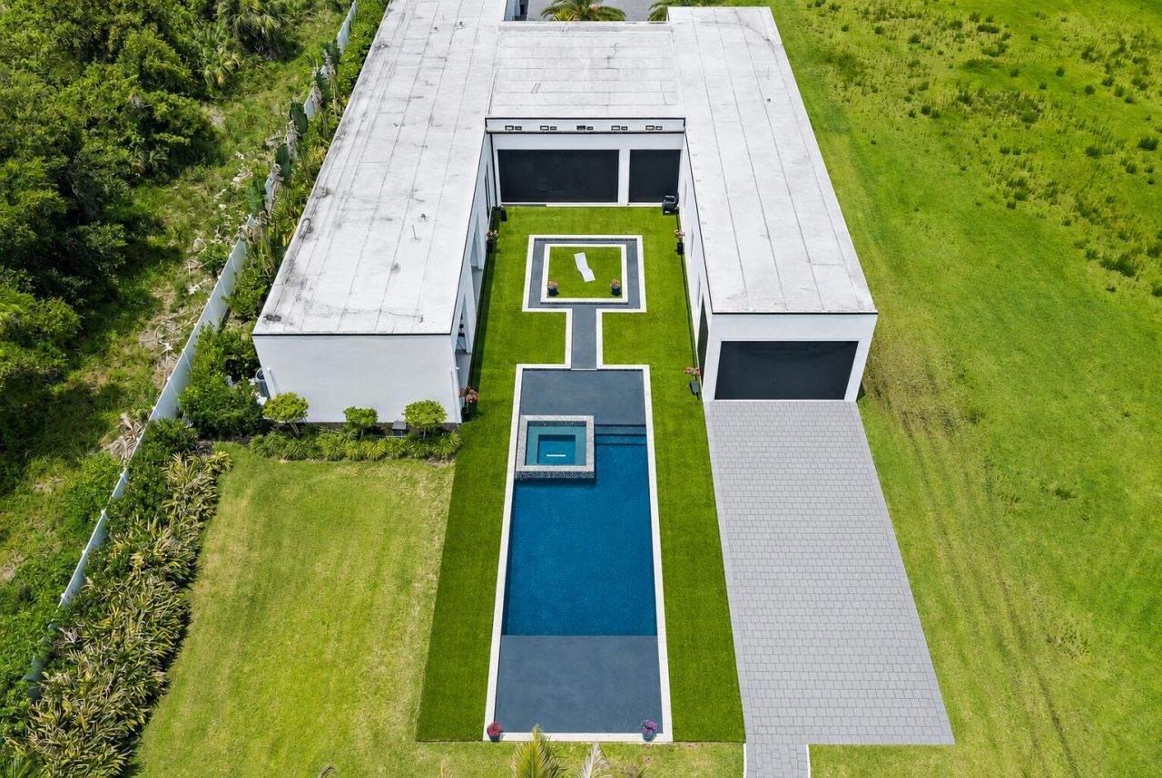 9741 SE Gomez Avenue, Hobe Sound, FL 33455 Photo