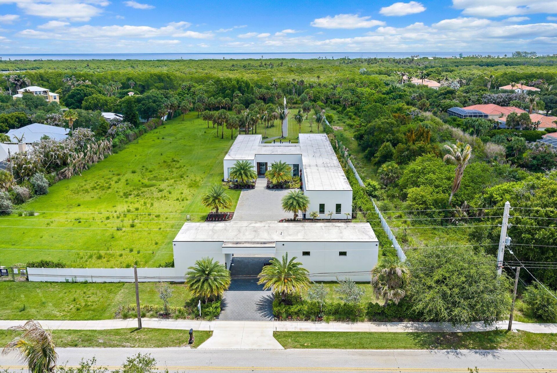 9741 SE Gomez Avenue, Hobe Sound, FL 33455 Photo