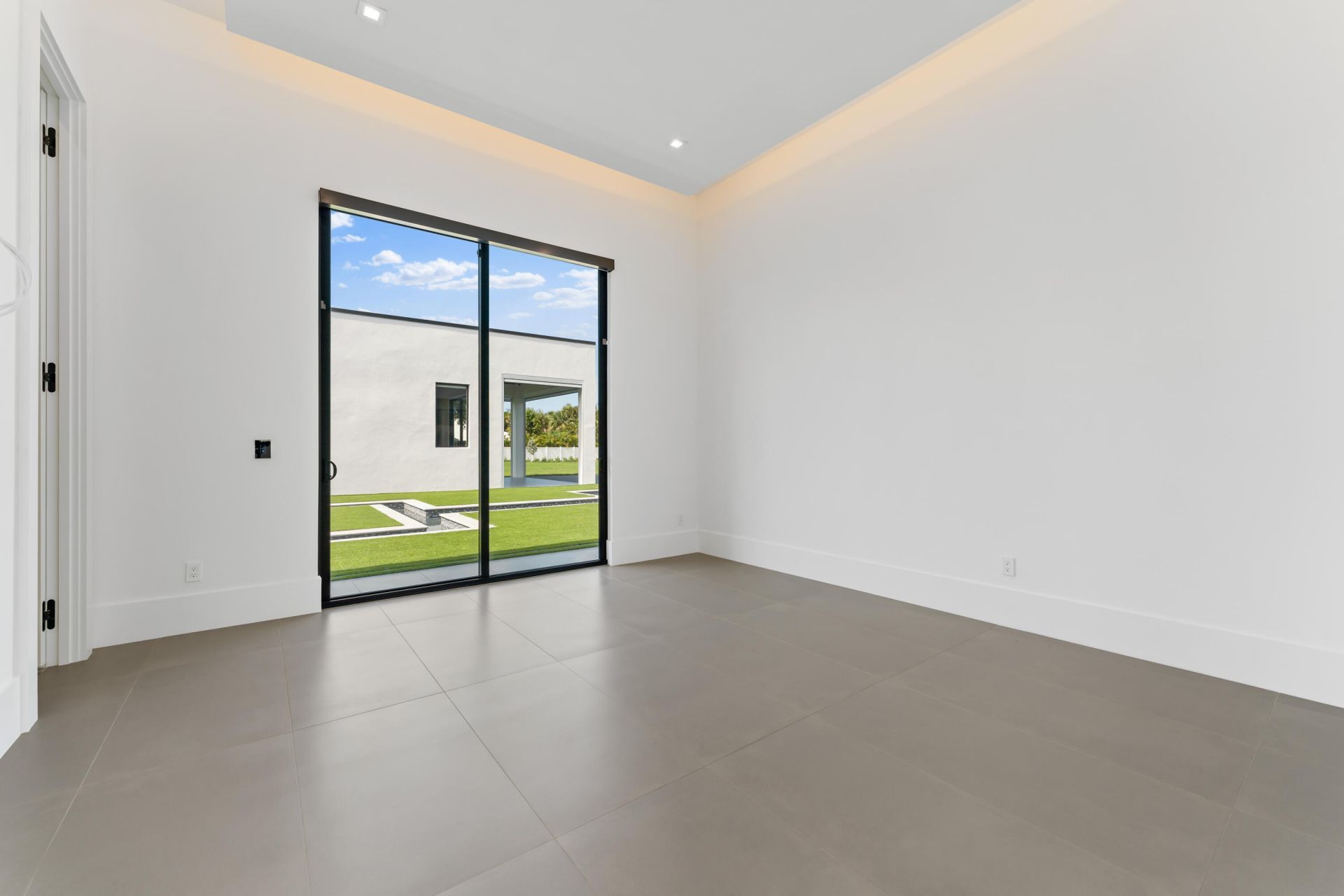 9741 SE Gomez Avenue, Hobe Sound, FL 33455 Photo
