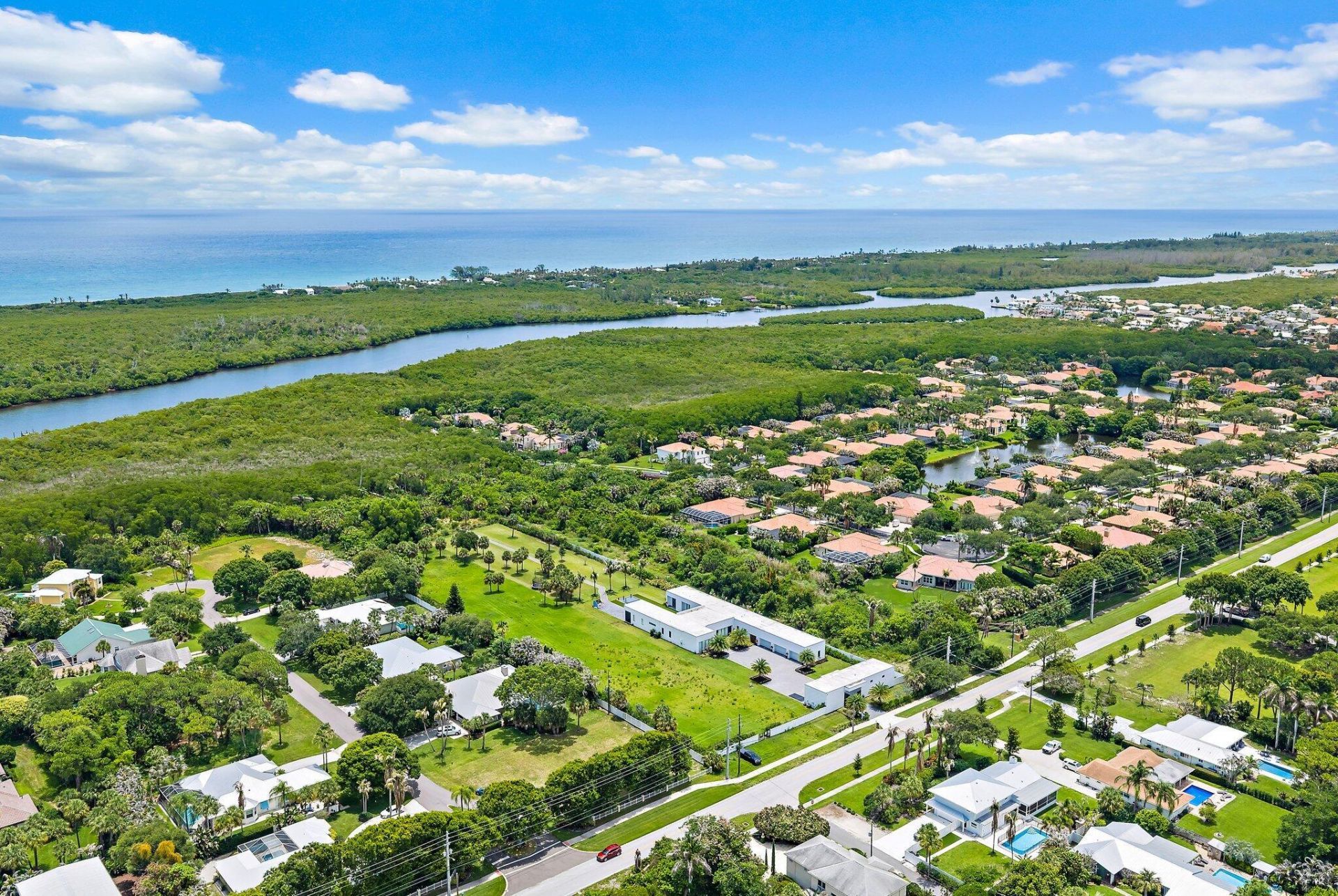 9741 SE Gomez Avenue, Hobe Sound, FL 33455 Photo