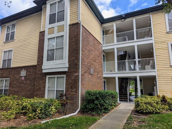 4211 CHATHAM OAK COURT , Unit 111, TAMPA, FL 33624