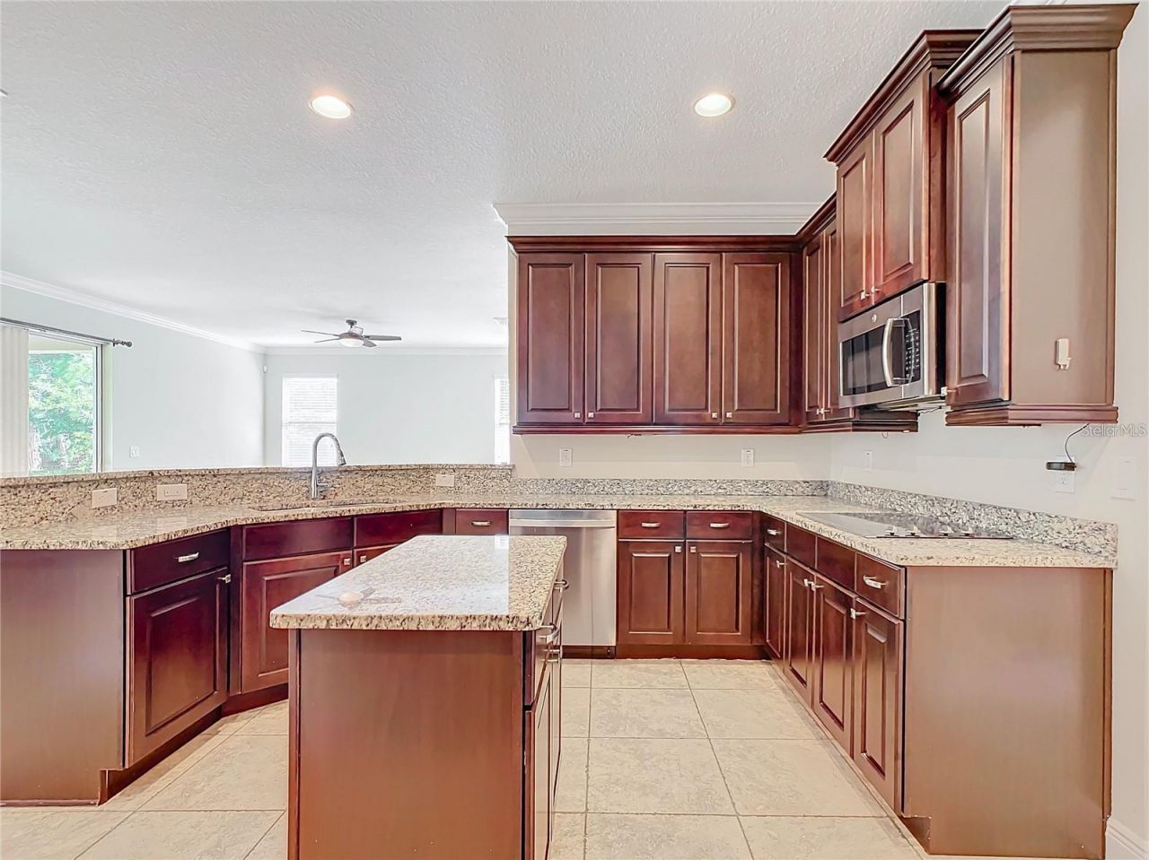 421 Meadowridge Cove , Longwood, FL 32750 Photo