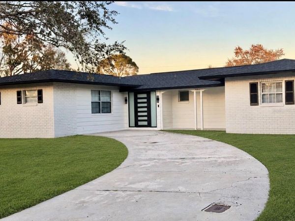 4911 SHETLAND AVENUE , TAMPA, FL 33615