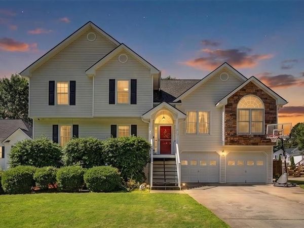 214 Moore Valley Way , Canton, GA 30115