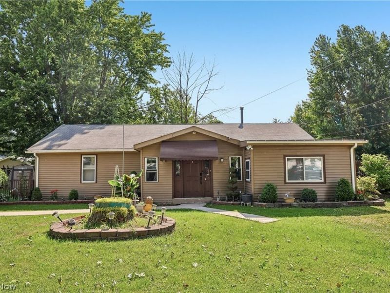 912 Maplewood Avenue, Painesville Township, OH 44077 Photo 1