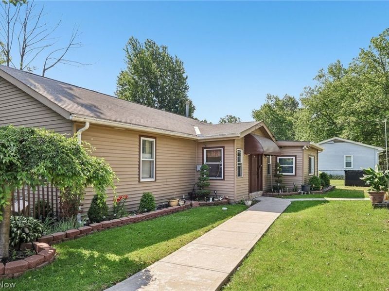912 Maplewood Avenue, Painesville Township, OH 44077 Photo 4