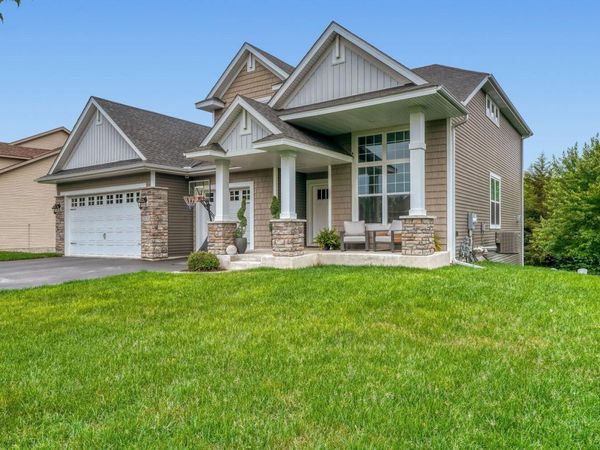 2820 White Pine Way, Stillwater, MN 55082