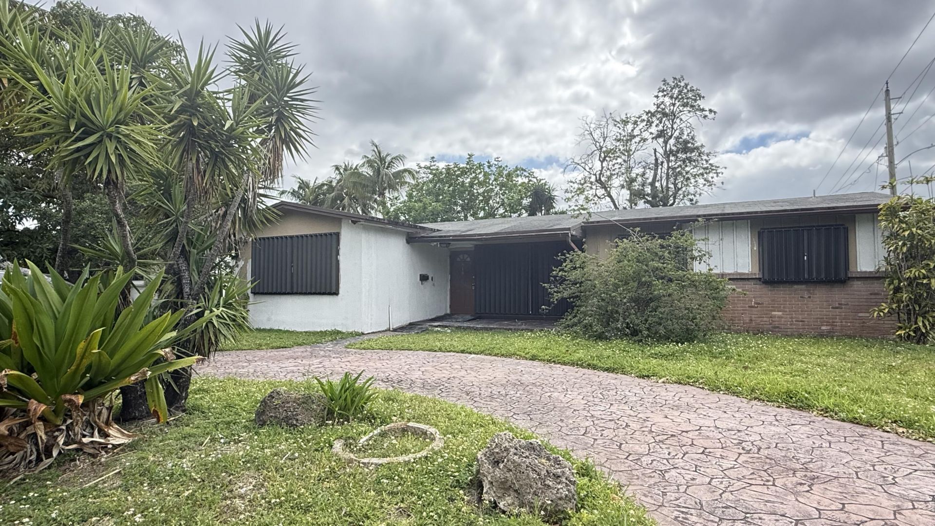 818 N 46th Avenue, Hollywood, FL 33021 Main Photo