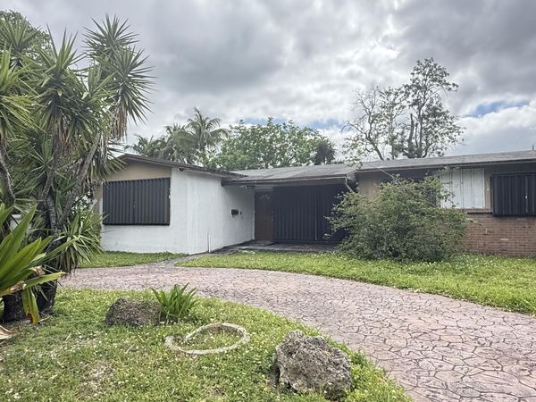 818 N 46th Avenue, Hollywood, FL 33021