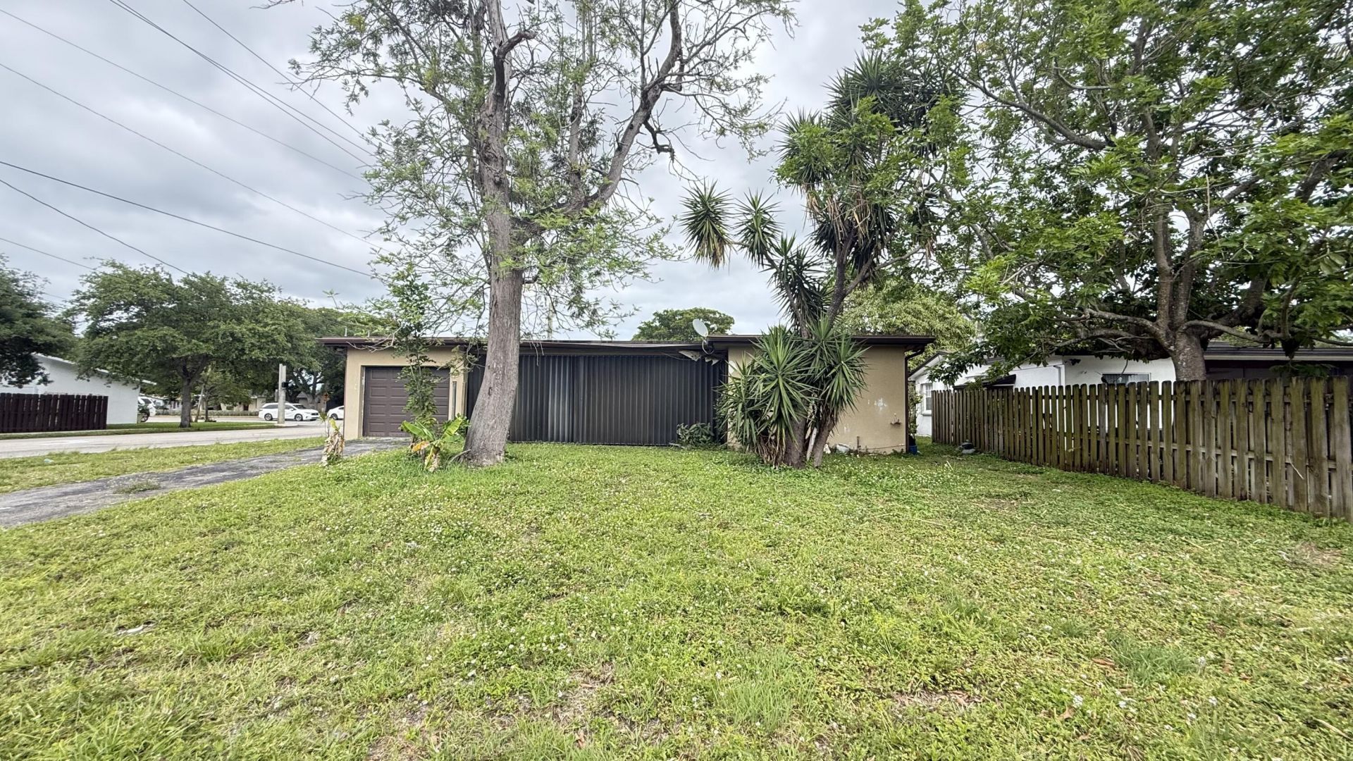 818 N 46th Avenue, Hollywood, FL 33021 Photo