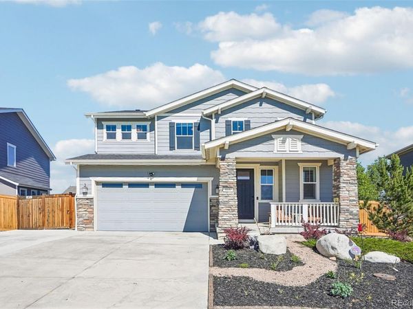 865 N Waterloo Circle, Aurora, CO 80018