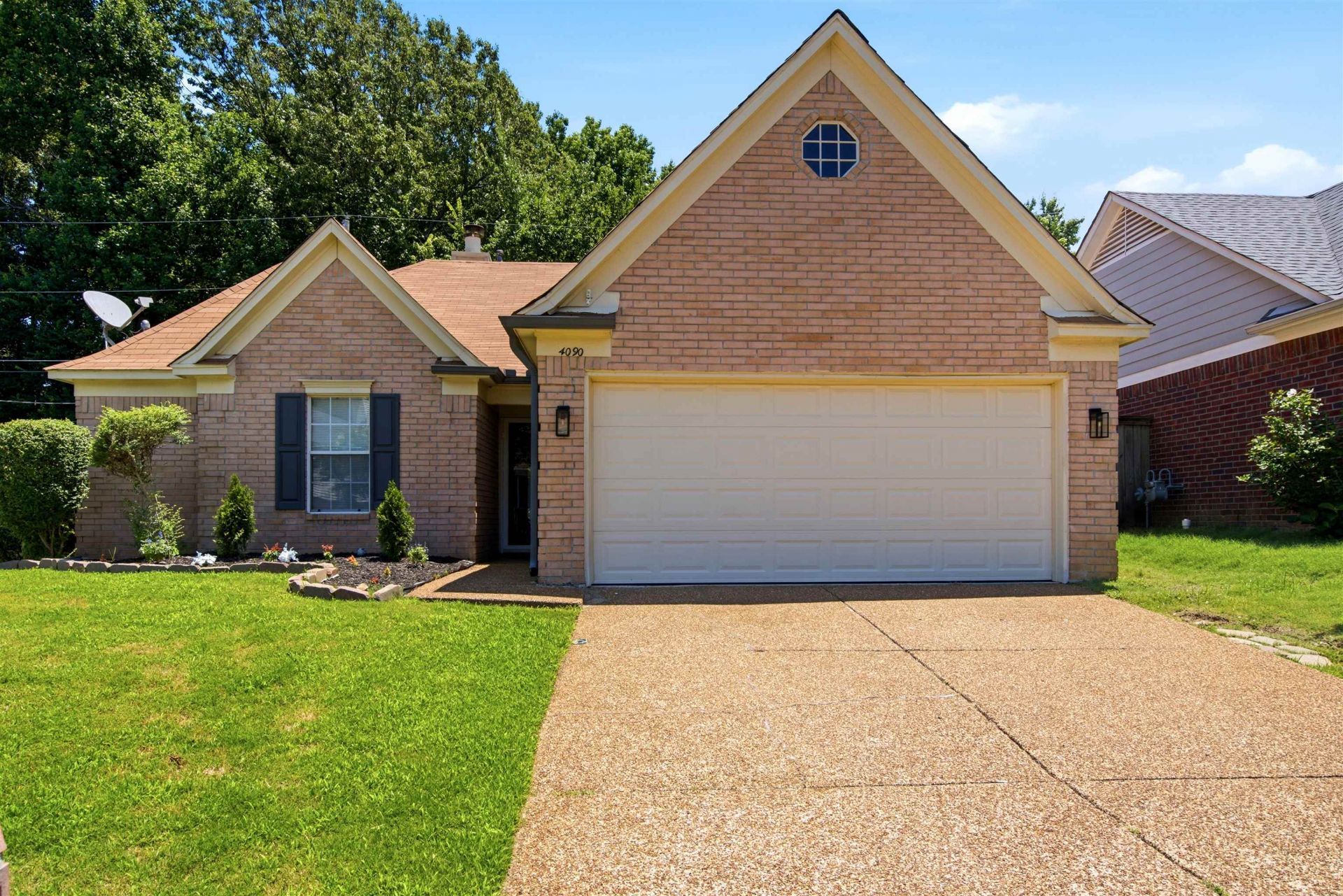 4090 N Angelace Dr, Memphis, TN 38135 Main Photo